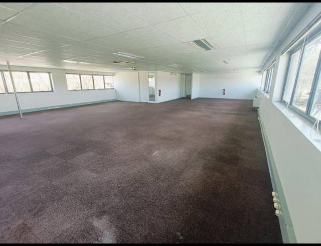 BUSINESS PROPERTY TO RENT IN RANDJESPARK